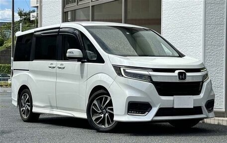 Honda Stepwgn IV, 2020 год, 1 780 000 рублей, 2 фотография