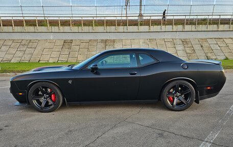 Dodge Challenger III рестайлинг 2, 2016 год, 10 000 000 рублей, 4 фотография