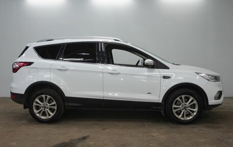 Ford Kuga III, 2018 год, 1 800 000 рублей, 4 фотография