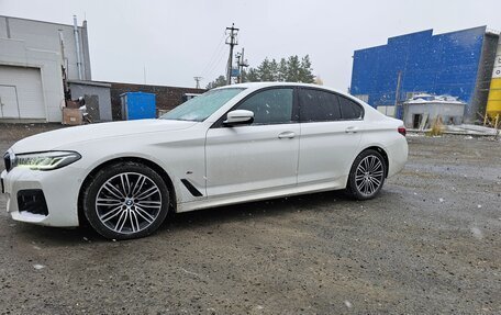 BMW 5 серия, 2021 год, 5 500 000 рублей, 3 фотография