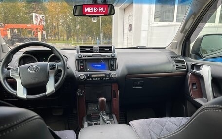 Toyota Land Cruiser Prado 150 рестайлинг 2, 2015 год, 4 600 000 рублей, 6 фотография