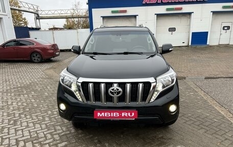 Toyota Land Cruiser Prado 150 рестайлинг 2, 2015 год, 4 600 000 рублей, 11 фотография