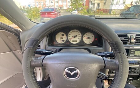 Mazda 626, 2001 год, 300 000 рублей, 2 фотография