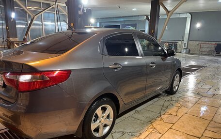 KIA Rio III рестайлинг, 2014 год, 1 160 000 рублей, 24 фотография