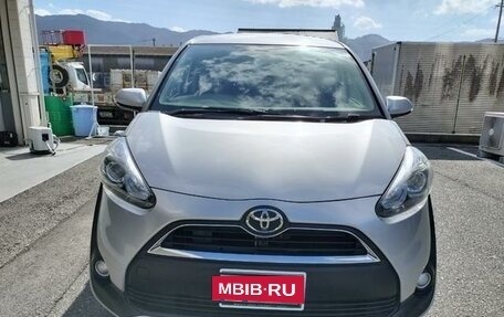 Toyota Sienta II, 2020 год, 1 350 000 рублей, 7 фотография