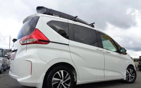 Honda Freed II, 2019 год, 1 182 000 рублей, 4 фотография