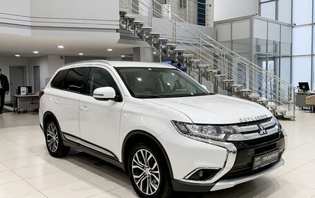 Mitsubishi Outlander III рестайлинг 3, 2018 год, 2 150 000 рублей, 3 фотография