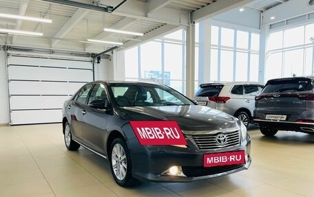 Toyota Camry, 2013 год, 2 299 000 рублей, 8 фотография