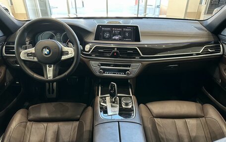 BMW 7 серия, 2018 год, 3 797 000 рублей, 7 фотография