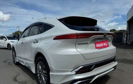 Toyota Harrier, 2021 год, 2 450 000 рублей, 5 фотография