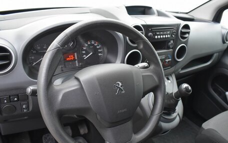 Peugeot Partner II рестайлинг 2, 2020 год, 1 799 000 рублей, 13 фотография