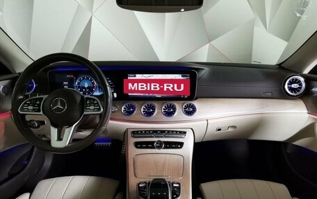 Mercedes-Benz E-Класс, 2018 год, 5 449 700 рублей, 11 фотография