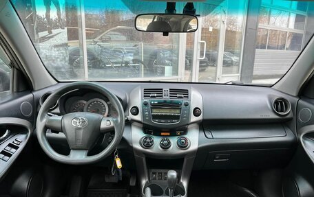 Toyota RAV4, 2011 год, 1 730 000 рублей, 4 фотография