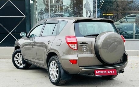 Toyota RAV4, 2011 год, 1 730 000 рублей, 13 фотография