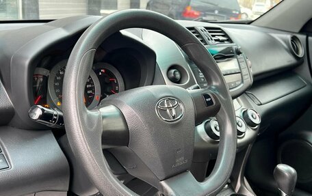 Toyota RAV4, 2011 год, 1 730 000 рублей, 16 фотография