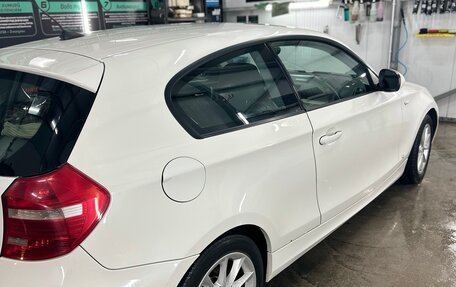 BMW 1 серия, 2011 год, 900 000 рублей, 4 фотография