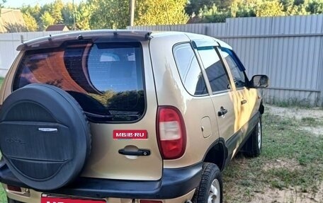 Chevrolet Niva I рестайлинг, 2005 год, 395 000 рублей, 3 фотография