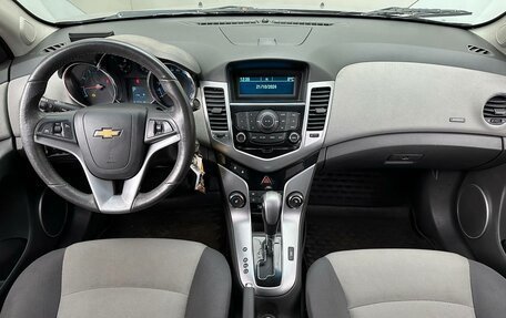 Chevrolet Cruze II, 2010 год, 680 000 рублей, 14 фотография