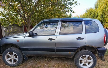 Chevrolet Niva I рестайлинг, 2006 год, 300 000 рублей, 4 фотография