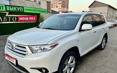 Toyota Highlander III, 2011 год, 1 950 000 рублей, 5 фотография