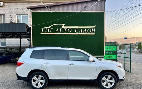 Toyota Highlander III, 2011 год, 1 950 000 рублей, 12 фотография