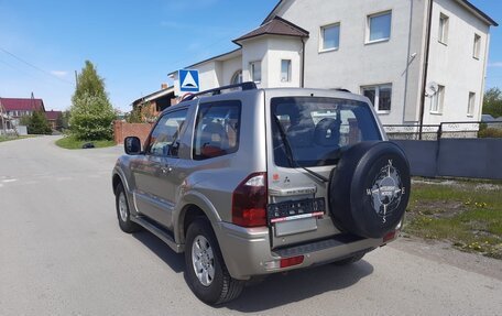 Mitsubishi Pajero III рестайлинг, 2006 год, 1 870 000 рублей, 4 фотография