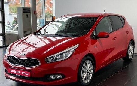 KIA cee'd III, 2015 год, 1 380 000 рублей, 2 фотография