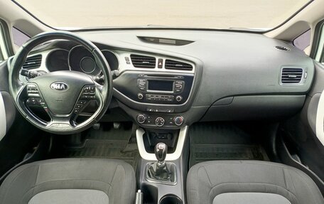 KIA cee'd III, 2014 год, 1 011 800 рублей, 14 фотография