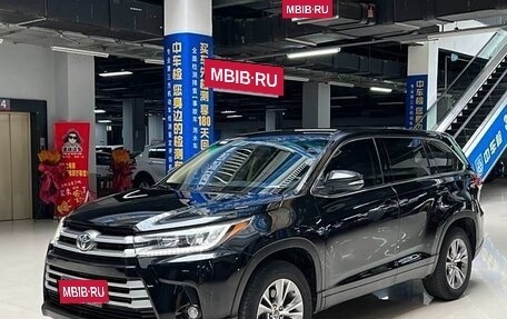 Toyota Highlander III, 2019 год, 3 290 000 рублей, 3 фотография