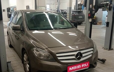 Mercedes-Benz B-Класс, 2013 год, 1 180 000 рублей, 2 фотография