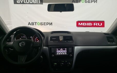 Skoda Yeti I рестайлинг, 2015 год, 1 202 000 рублей, 14 фотография