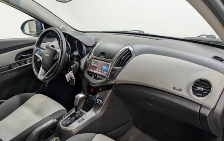 Chevrolet Cruze II, 2014 год, 1 075 000 рублей, 8 фотография