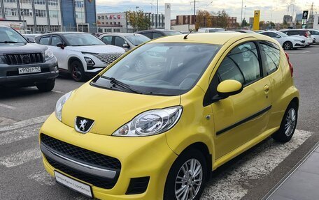 Peugeot 107 I рестайлинг, 2011 год, 450 000 рублей, 3 фотография