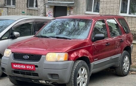 Ford Escape II, 2001 год, 540 000 рублей, 2 фотография