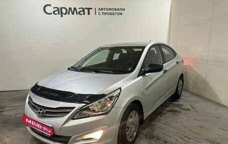 Hyundai Solaris II рестайлинг, 2015 год, 1 100 000 рублей, 3 фотография