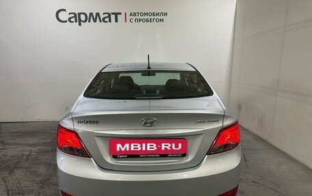 Hyundai Solaris II рестайлинг, 2015 год, 1 100 000 рублей, 6 фотография