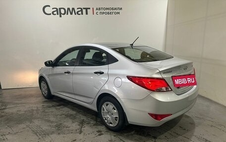 Hyundai Solaris II рестайлинг, 2015 год, 1 100 000 рублей, 5 фотография