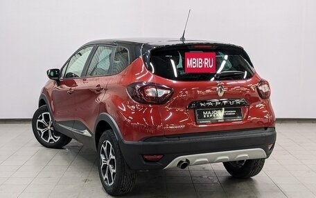 Renault Kaptur I рестайлинг, 2018 год, 1 450 000 рублей, 7 фотография