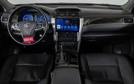 Toyota Camry, 2017 год, 2 450 000 рублей, 15 фотография