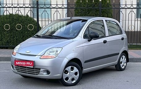 Chevrolet Spark III, 2009 год, 550 000 рублей, 1 фотография