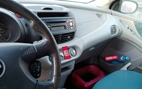 Nissan Almera Tino i, 2000 год, 160 000 рублей, 4 фотография