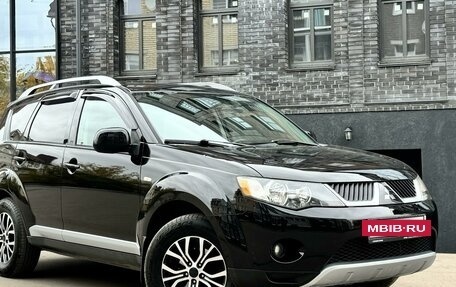 Mitsubishi Outlander III рестайлинг 3, 2007 год, 1 249 000 рублей, 10 фотография