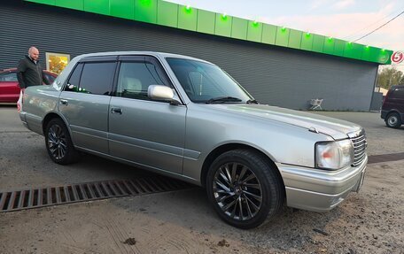 Toyota Crown, 2002 год, 880 000 рублей, 8 фотография