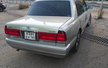 Toyota Crown, 2002 год, 880 000 рублей, 10 фотография