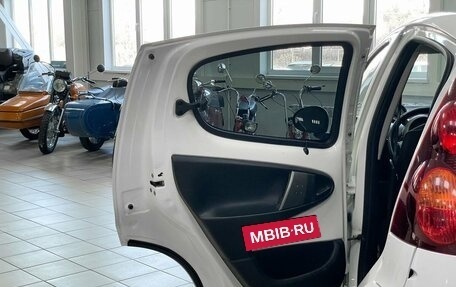 Peugeot 107 I рестайлинг, 2014 год, 750 000 рублей, 15 фотография