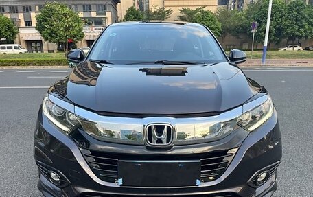 Honda Vezel, 2021 год, 1 600 000 рублей, 6 фотография