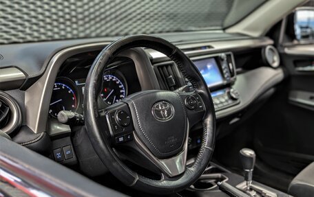 Toyota RAV4, 2016 год, 2 650 000 рублей, 21 фотография