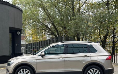 Volkswagen Tiguan II, 2018 год, 2 250 000 рублей, 10 фотография