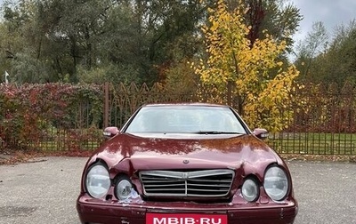 Mercedes-Benz CLK-Класс, 2000 год, 500 000 рублей, 1 фотография