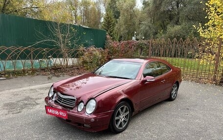 Mercedes-Benz CLK-Класс, 2000 год, 500 000 рублей, 2 фотография